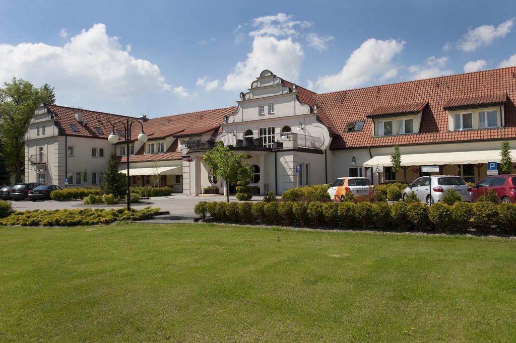 Hotel Wityng Ślesin Exterior foto